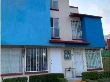 Casa en venta en Fuentes de San José, Nicolás Romero, México