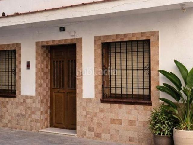 Casa en venta en Fuengirola, Playa de los Boliches. De las últimas casas en Los Boliches vive a un paso del mar. Casas.