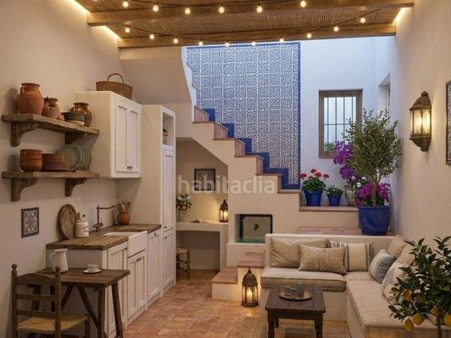 Casa en venta en Fuengirola, Playa de los Boliches. LA OPORTUNIDAD DE DISEÑAR TU PEQUEÑO HOGAR A UN PASO DE LA PLAYA. FOTOS EDITADAS CON IA. Casas.