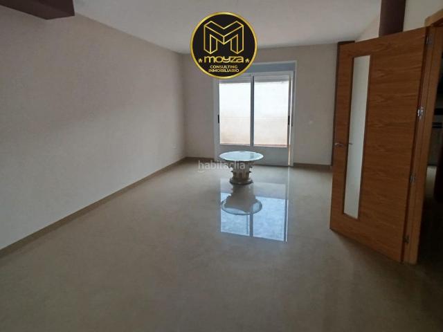 Casa en venta en Fuerte del Rey. Casa en venta en Fuerte Del Rey, 4 dormitorios. Casas Fuerte del.