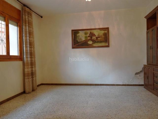 Casa en venta en Fueva La. Casa en plaza mayor Tierrantona. Casas Fueva.