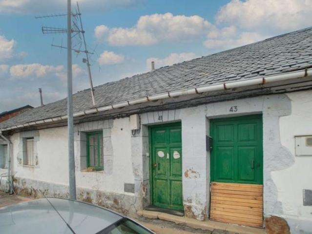 Casa en venta en Fabero, Fabero