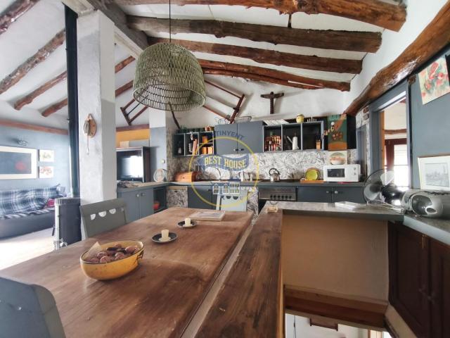 Casa en venta en Fageca. OPORTUNIDAD EN EXCLUSIVA! Una de las últimas propiedades disponibles para la venta en Fageca, y totalmente reformada. Casas.
