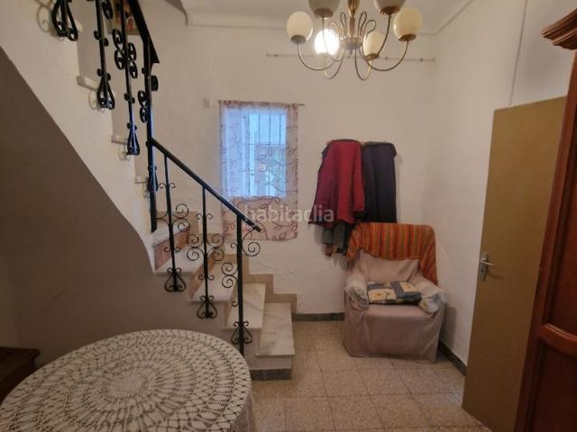 Casa en venta en Fernán Núñez. CASA EN ZONA ALTA. Casas Fernán.