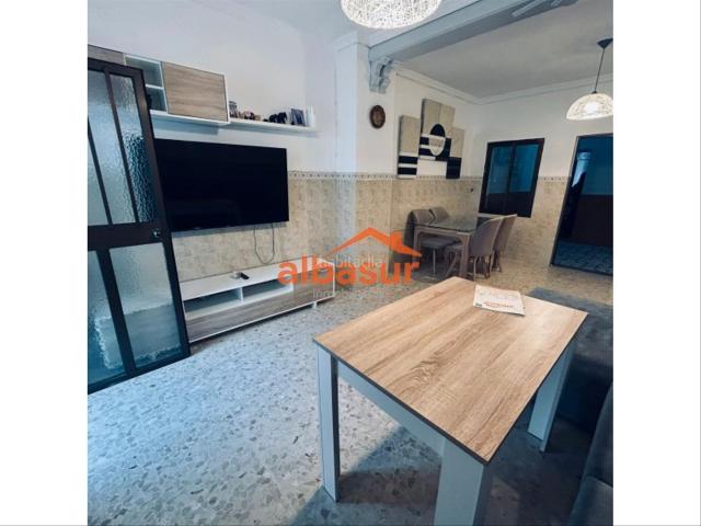 Casa en venta en Fernán Núñez. ¡OPORTUNIDAD EN FERNÁN NUÑEZ. Casas Fernán.