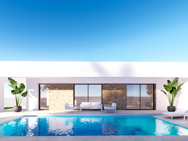 Casa en venta en Finestrat, Balcón de Finestrat Terra Marina. Villa independiente con piscina privada. Casas.