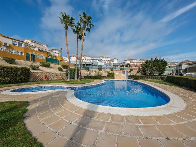 Casa en venta en Finestrat, Balcón de Finestrat Terra Marina. Oportunidad de Inversión Llave en Mano Dúplex en Balcón de Finestrat con Rentabilidad Inmediata. Casas.