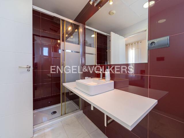 Casa en venta en Finestrat, Golf Bahía. Casas.