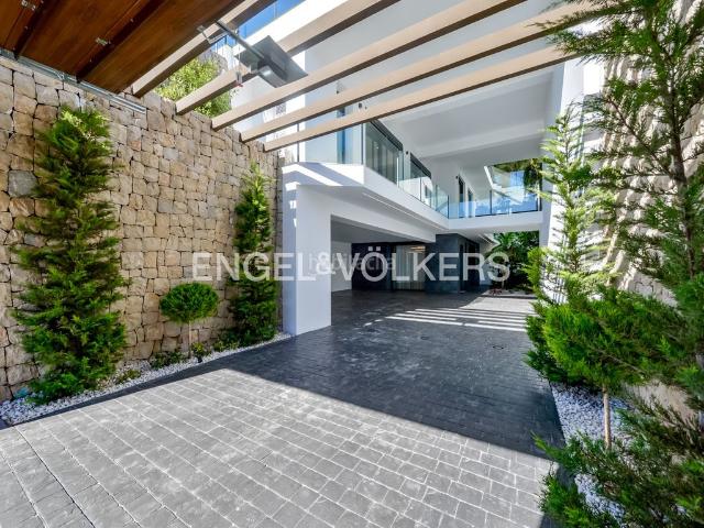 Casa en venta en Finestrat, Golf Bahía. Casas.