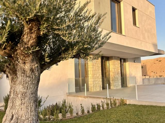 Casa en venta en Finestrat, Golf Bahía. Casas.