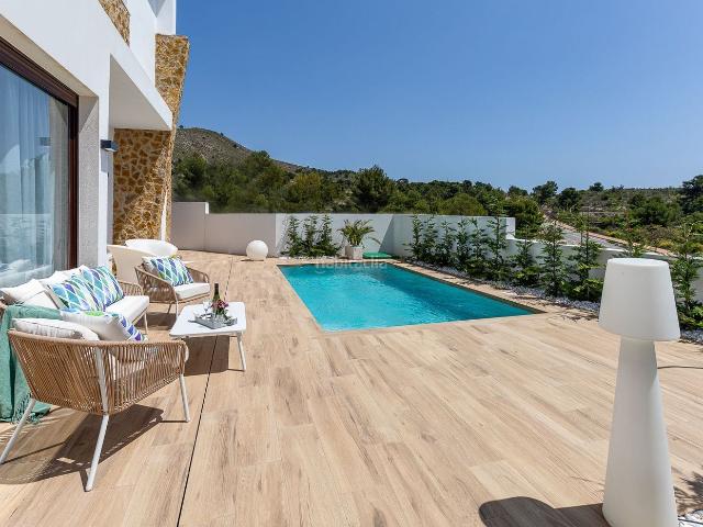 Casa en venta en Finestrat, Golf Bahía. CHALET INDEPENDIENTE CON PISCINA PRIVADA EN BAHIA GOLF, FINESTRAT. Casas.