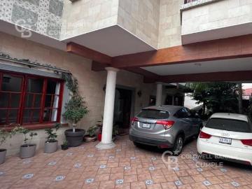 Casa en venta en Flores Magón