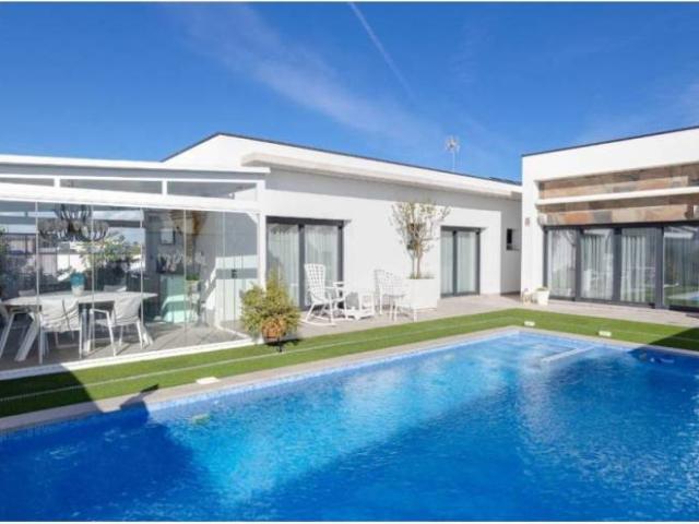 Casa en Venta en Formentera del Segura