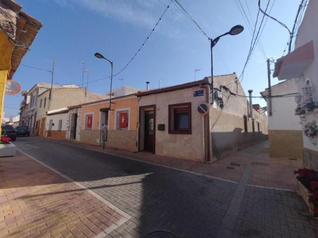 Casa en venta en Formentera del Segura Alicante