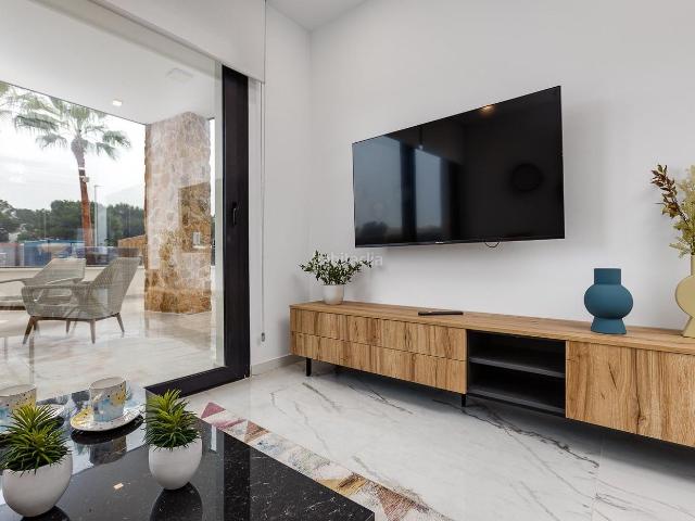 Casa en venta en Formentera del Segura. BUNGALO PLANTA BAJA EN CIUDAD QUESADA. Casas Formentera del.