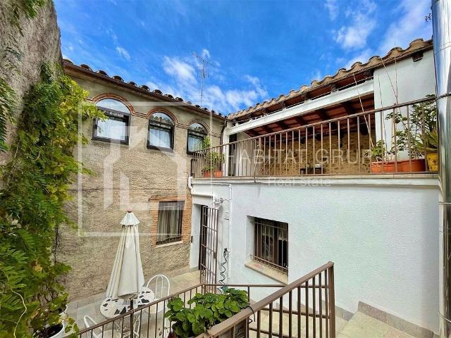 Casa en venta en Forallac, de 410 m² 5 habitaciones por 382.000 €