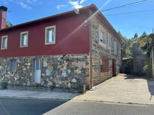 Casa en venta en Forcarei. Se vende casa de dos plantas con finca en Forcarei Descubre esta acogedora casa de dos plantas en la tranquila y pintoresca zona d. Casas.