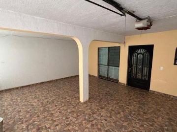 Casa en venta en Francisco Silva Romero