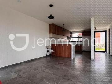 CASA EN VENTA EN FRACC MORADA DEL QUETZAL
