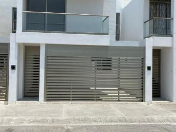 Casa en venta en Fracc. Cúbika, Boca del Rio veracruz