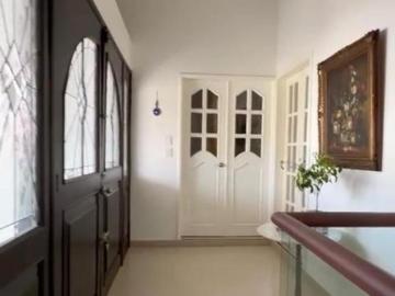 CASA EN VENTA EN FRACC. COSTA DE ORO! UBICACIÓN Y AMPLITUD INIGUALABLE