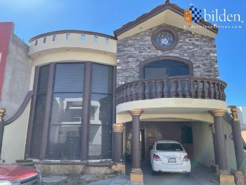 Casa en Venta en Fracc. El Lago Residencial Durango