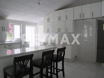CASA EN VENTA EN FRACC. LAS CAÑADAS 4