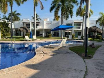 Casa en venta en Fracc Las Ceibas Bahia de Banderas Nayarit