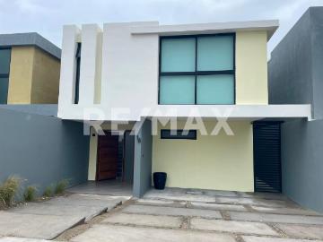 CASA EN VENTA EN FRACC. LOMAS DEL MEDITERRÁNEO EN ALVARADO