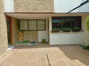 Casa en venta en Fracc Los Pastores. Naucalpan