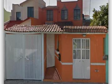CASA EN VENTA EN FRACC LOS PRISMAS PACHUCA DE SOTO HIDALGO