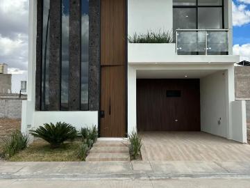 Casa en Venta en Fracc. Puerta Norte Privada III Durango