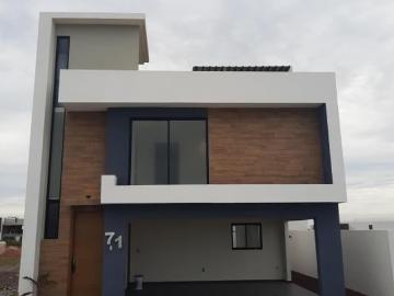 CASA EN VENTA EN FRACC PUNTA TIBURÓN