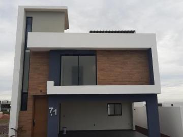 CASA EN VENTA EN FRACC PUNTA TIBURÓN