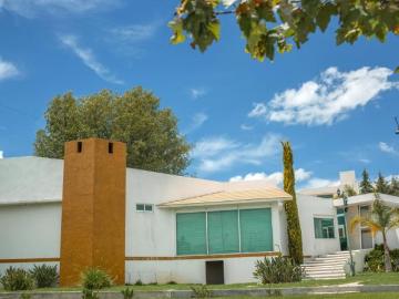 Casa en Venta en Fracc. Pedregal de San Fco Tulancingo