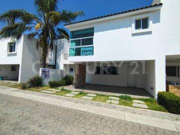 Casa en venta en Fracc Quintas de Cortés, Zerezotla, San Pedro Cholula, Pue