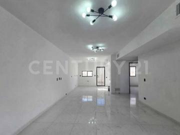 CASA EN VENTA EN FRACC. TARONA, CHIHUAHUA