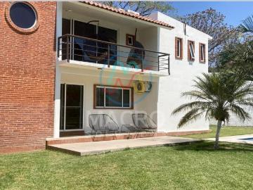 Casa En Venta En Fracc Viyautepec, Yautepec