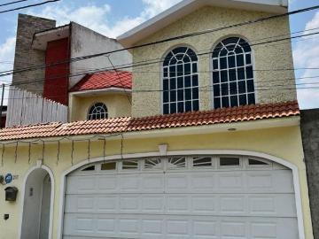 Casa en Venta en Fraccionamiento Villas del Alamo Pachuca de Soto