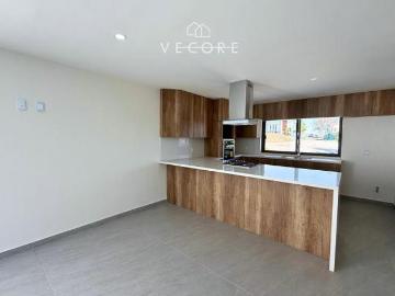 CASA EN VENTA EN FRACCIONAMIENTO ARGENTA, COL. RIO BLANCO, ZAPOPAN
