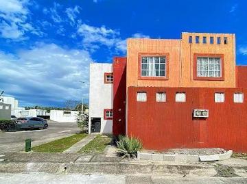Casa en venta en Fraccionamiento Bonaterra $1,350,000