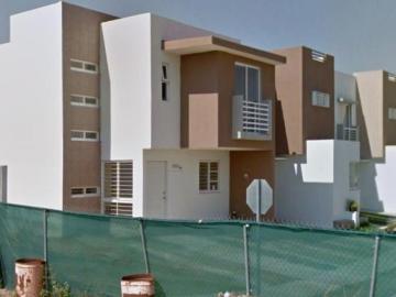Casa en venta en Fraccionamiento Campo Real, Jalisco CL