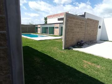 Casa en venta en Fraccionamiento Citlalin pertenece al Municipio de Ayala Estado de Morelos