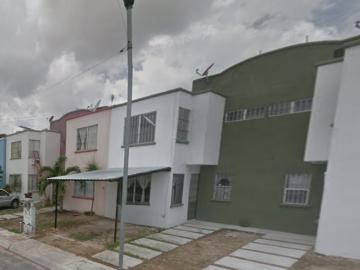 Casa en Venta en Fraccionamiento Galaxia Altamar, Benito Juárez, Quintana Roo