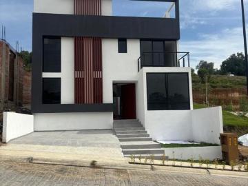 Casa en Venta en Fraccionamiento Hacienda de Bellavista, Calacoaya, Atizapán