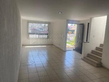 Casa en venta en Fraccionamiento La Trinidad, Cuautlancingo, Puebla