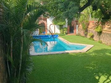 CASA EN VENTA EN FRACCIONAMIENTO LA CAÑADA, CUERNAVACA, MORELOS