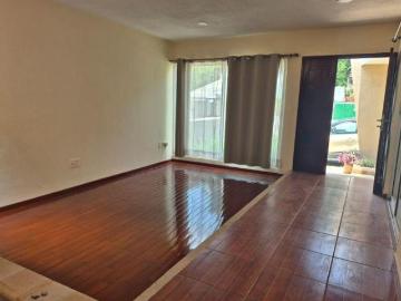 CASA EN VENTA EN FRACCIONAMIENTO LOS CEDROS EN CORDOBA, VER