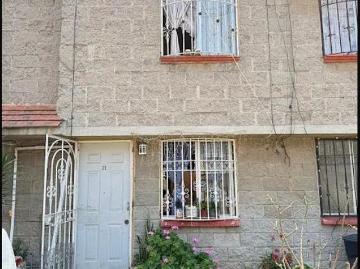 Casa en Venta en Fraccionamiento Los Volcanes, Chalco, Estado de México