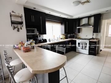 CASA EN VENTA EN FRACCIONAMIENTO MISION DEL BOSQUE, CHIHUAHUA CHIH